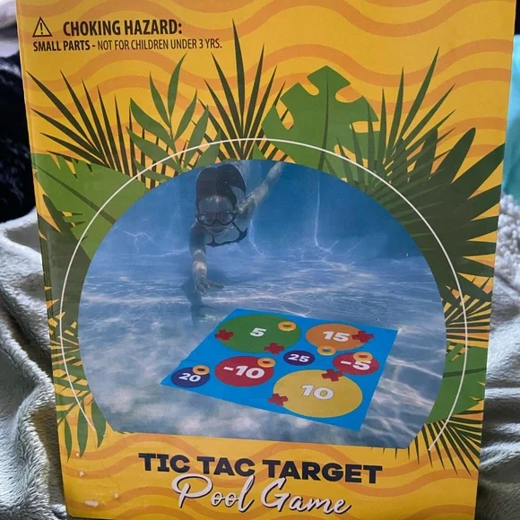 Tic Tac Target Pool Game - Colorful Water Fun - Picture 2 of 3